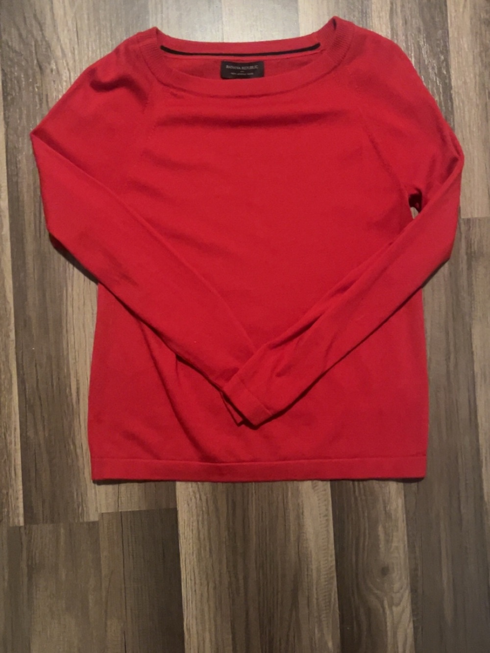 Banana Republic Women’s Red Small 100% Merino Wool Sweater